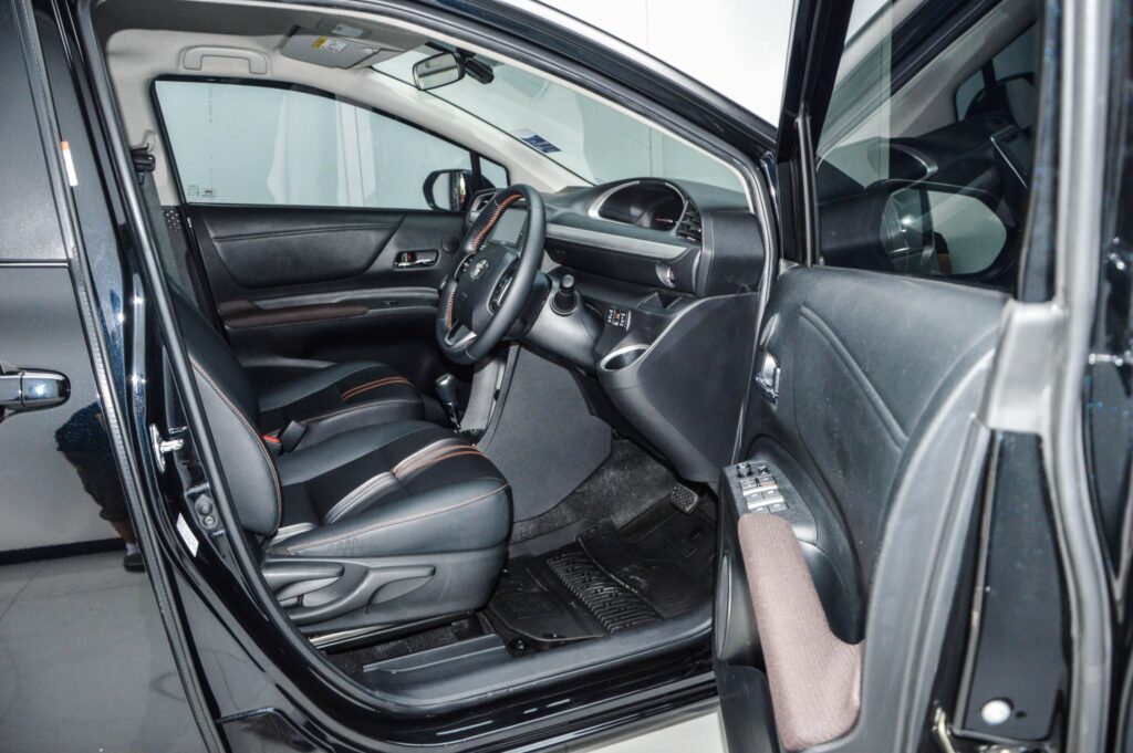 2019 Toyota Sienta 1.5 V